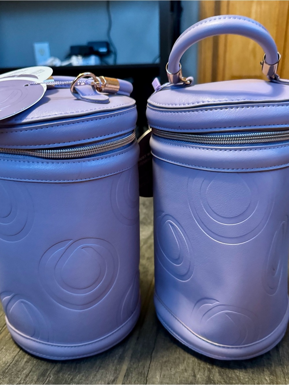 MONAT Bags - Picture 4 of 7